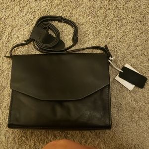 Clarks Genuine leather Treen Island Crossbody Bag